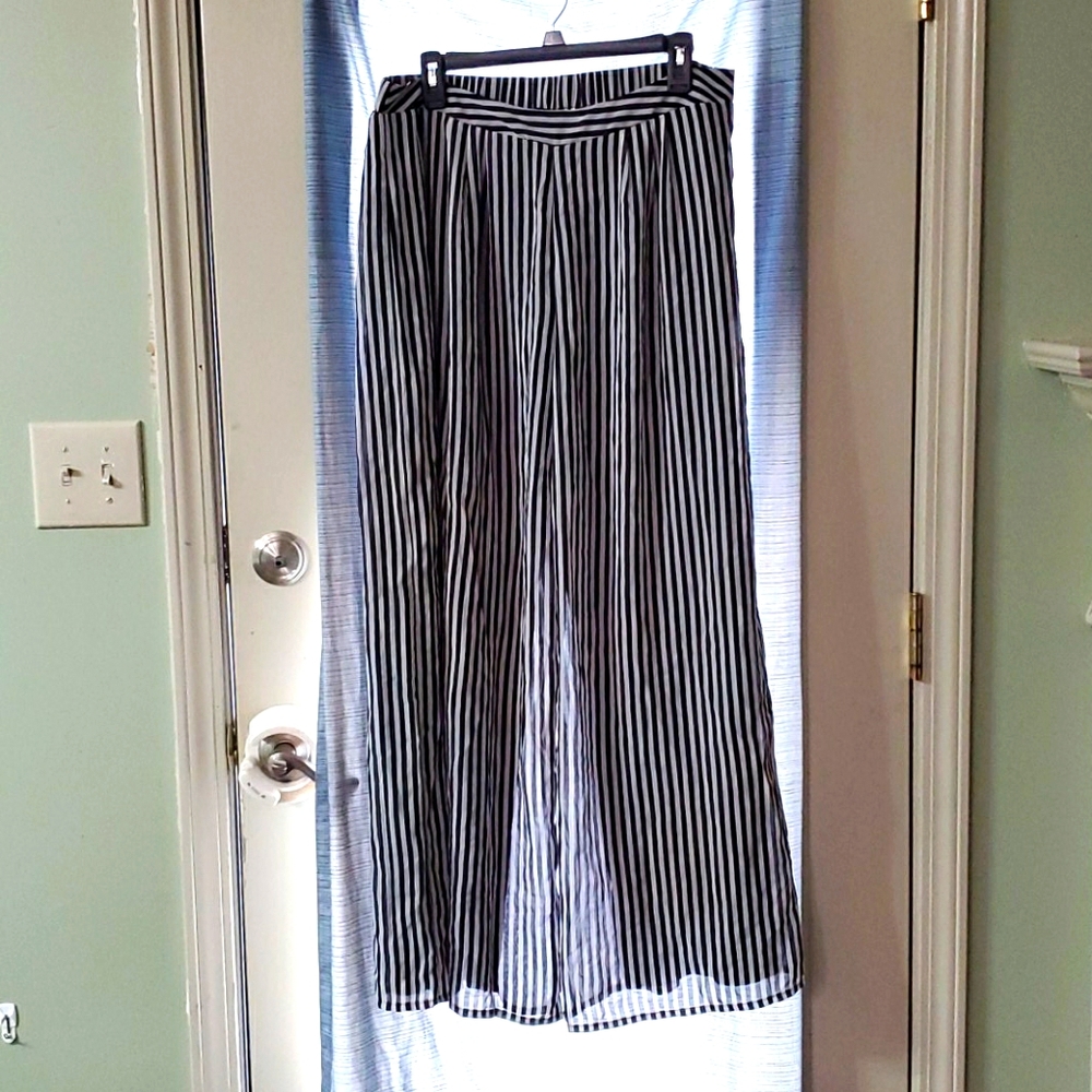Striped flare pants